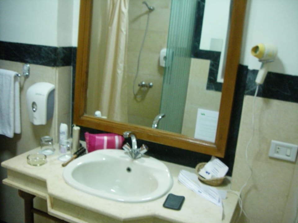 Badezimmer Sultan Bey Hotel, El Gouna