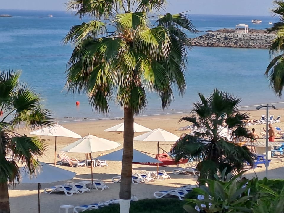 Strand Radisson Blu Resort Fujairah