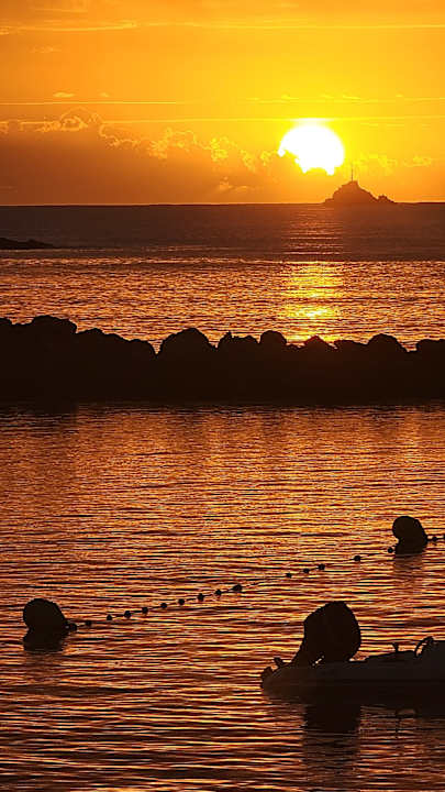 Sonstiges The Ibiza Twiins