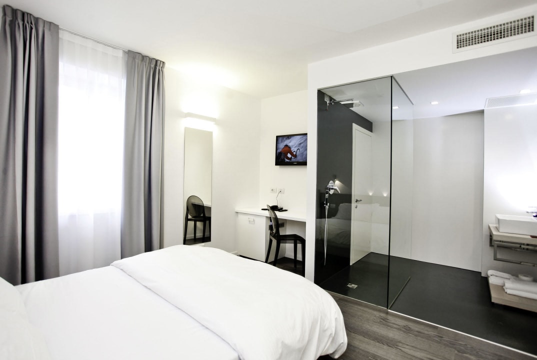 Room Hotel On The Rock
