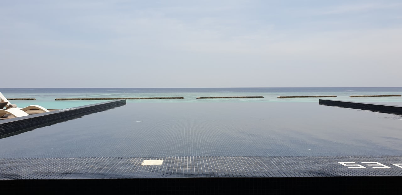 Pool Kuramathi Maldives