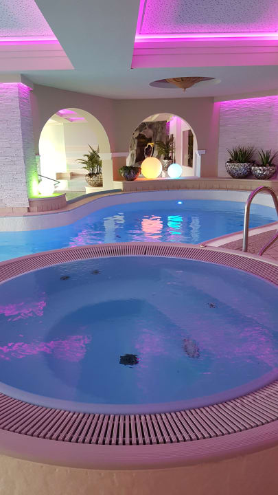 Pool Hotel Panorama Wellness & Spa by alpha