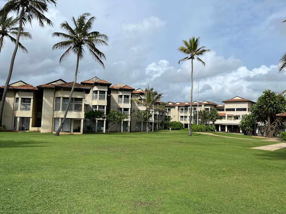 Gartenanlage Club Hotel Dolphin