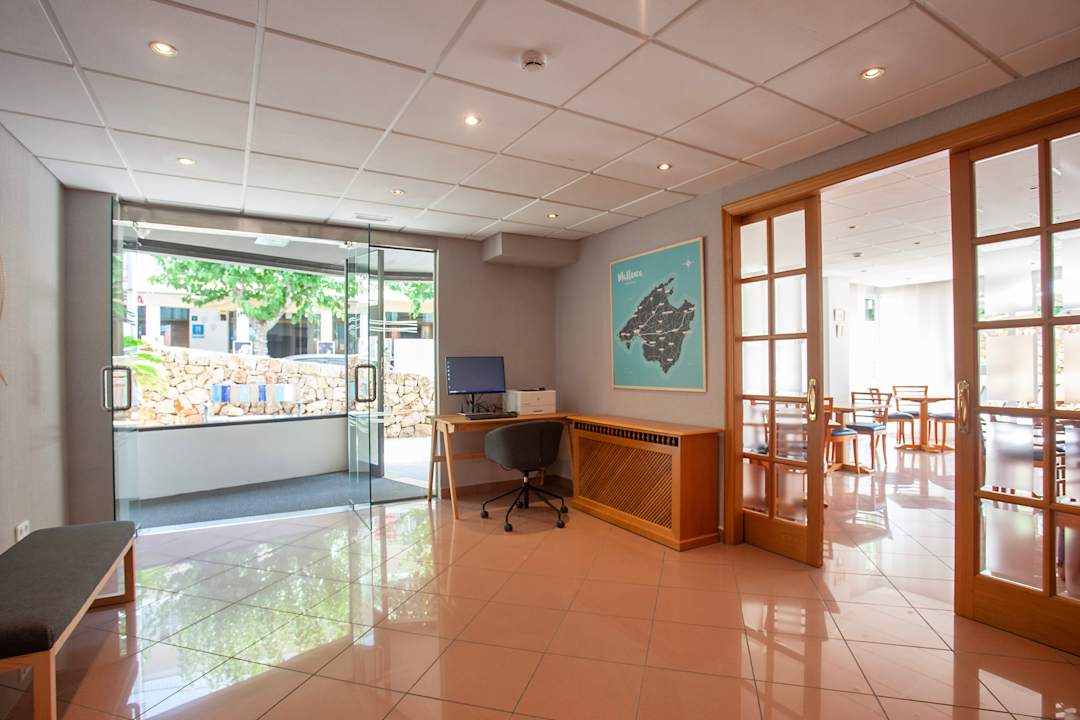 Lobby Hostel Residencia Sutimar