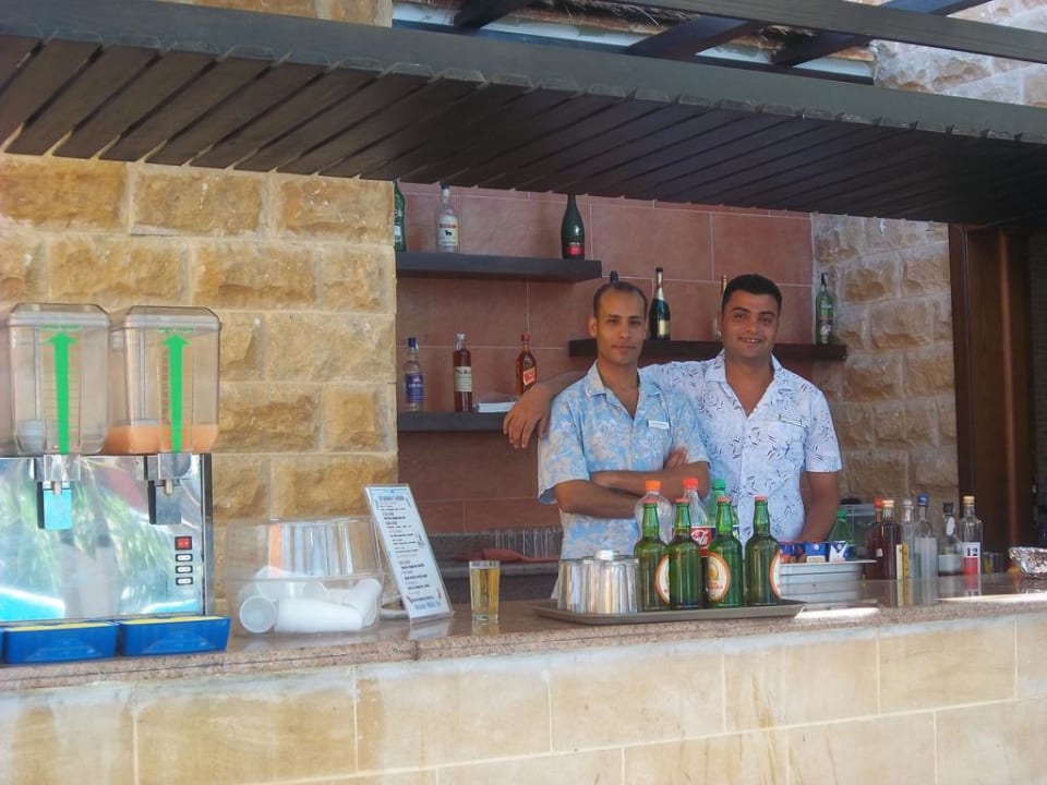 Die Poolbar im neuen Bereich Pickalbatros Alf Leila Wa Leila Resort - Neverland Hurghada