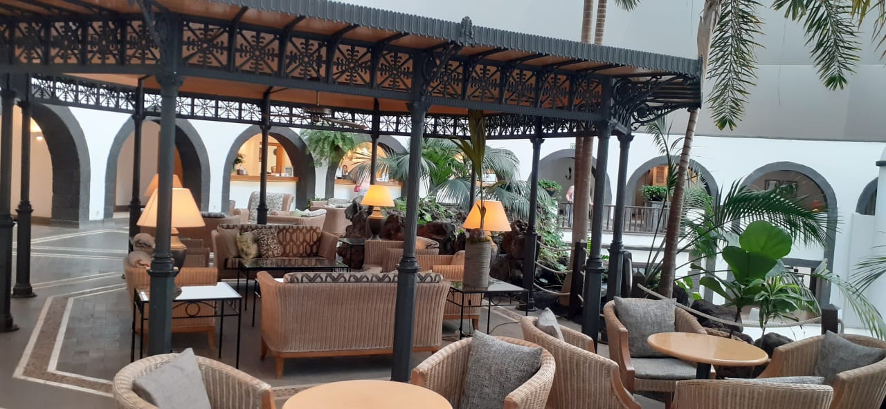 Lobby Hotel LIVVO Volcan Lanzarote