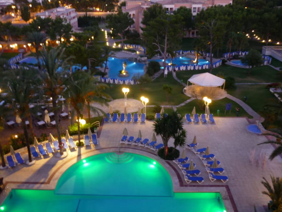 Blick auf den Pool vom 6. Stock  Grupotel Gran Vista & Spa