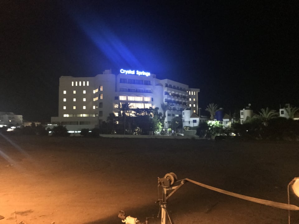 Außenansicht Crystal Springs Beach Hotel