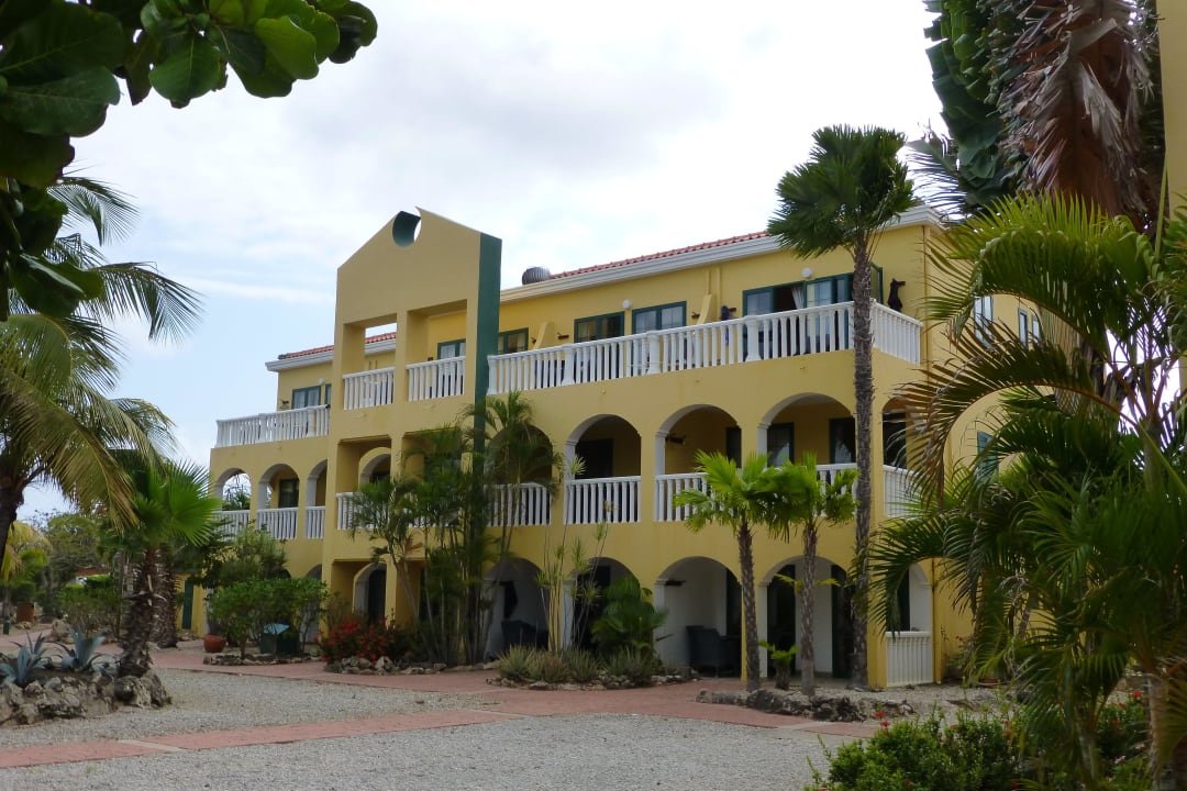 Aussenansicht Hotel Buddy Dive Resort