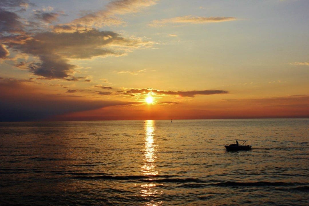 Закат Hotel Mediteran Plava Laguna