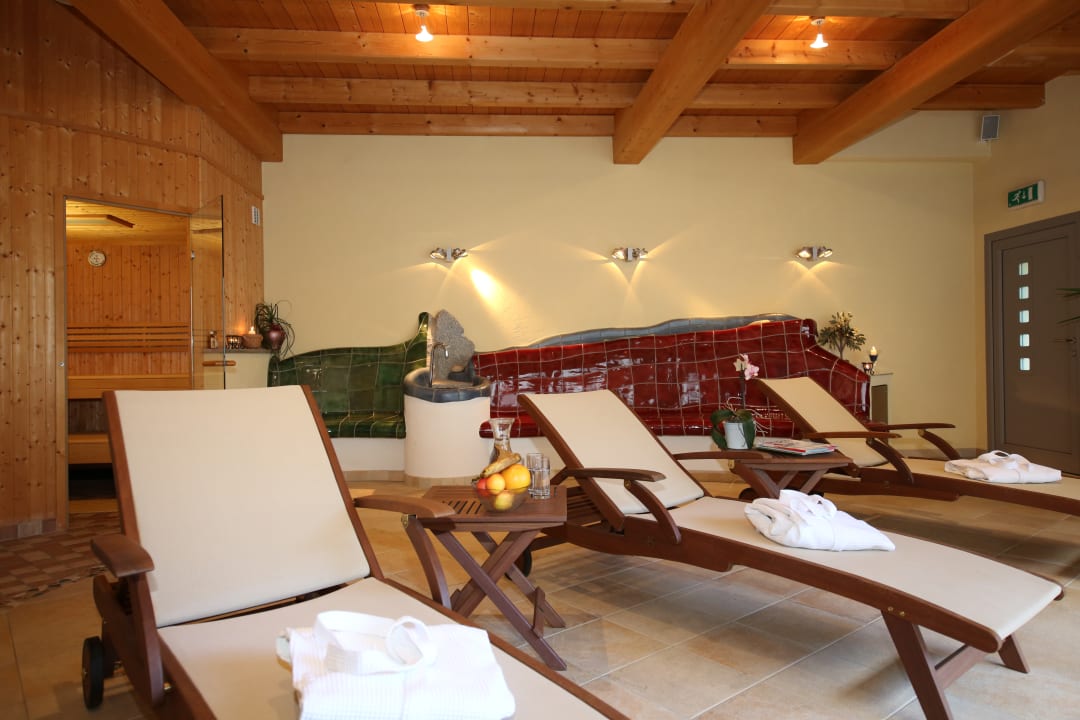 Pool Gasthof - Landhotel Ernst