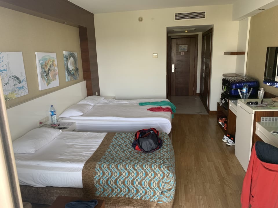 Zimmer Seaden Sea World Resort & Spa