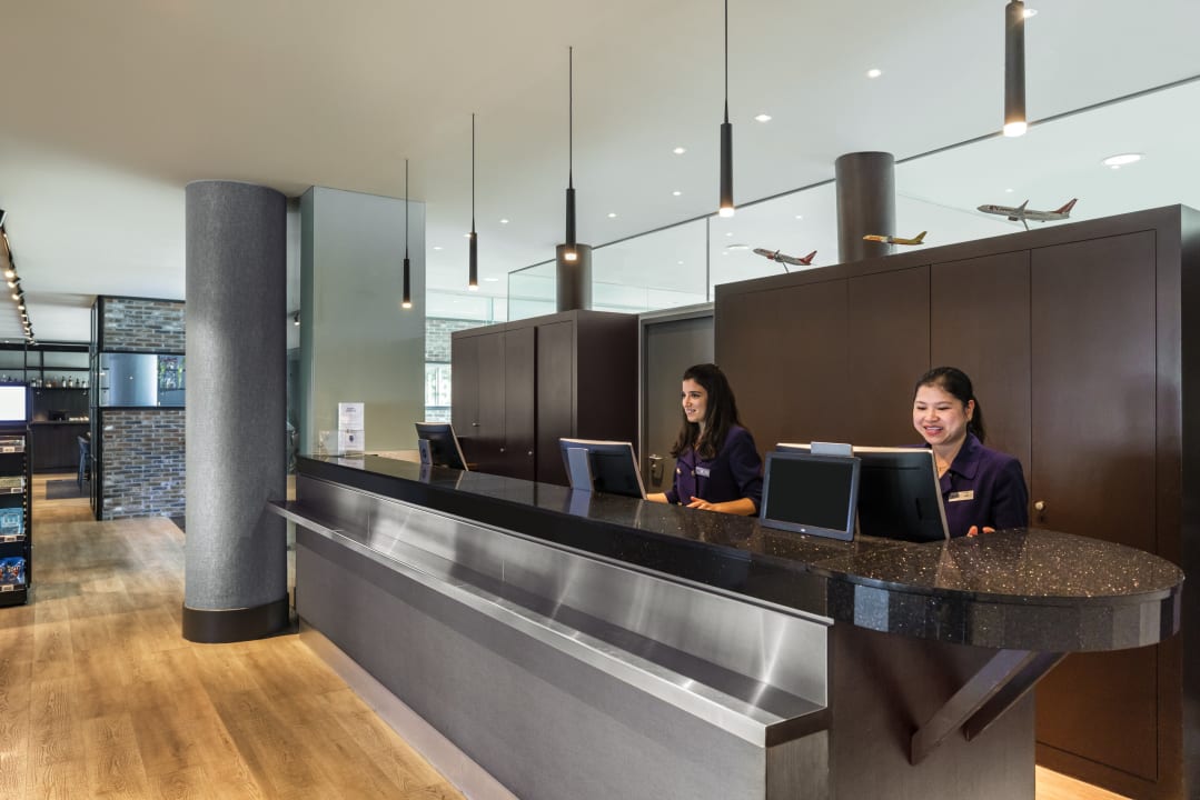 Lobby Hotel NH Brussels Airport