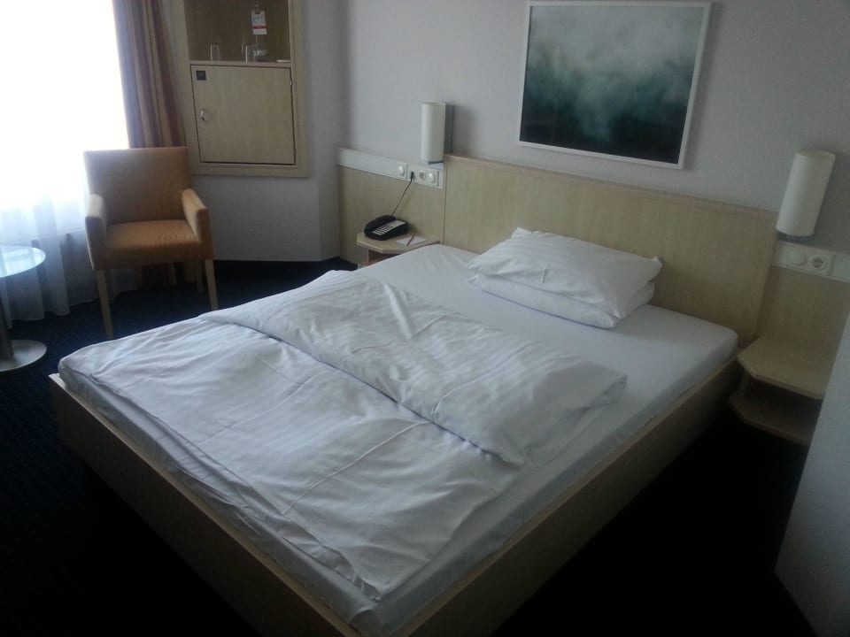 Innenansicht (1) IntercityHotel Kiel