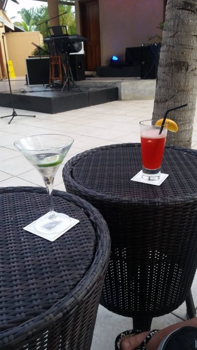 Grührt und geschüttelt Victoria Beachcomber Resort & Spa