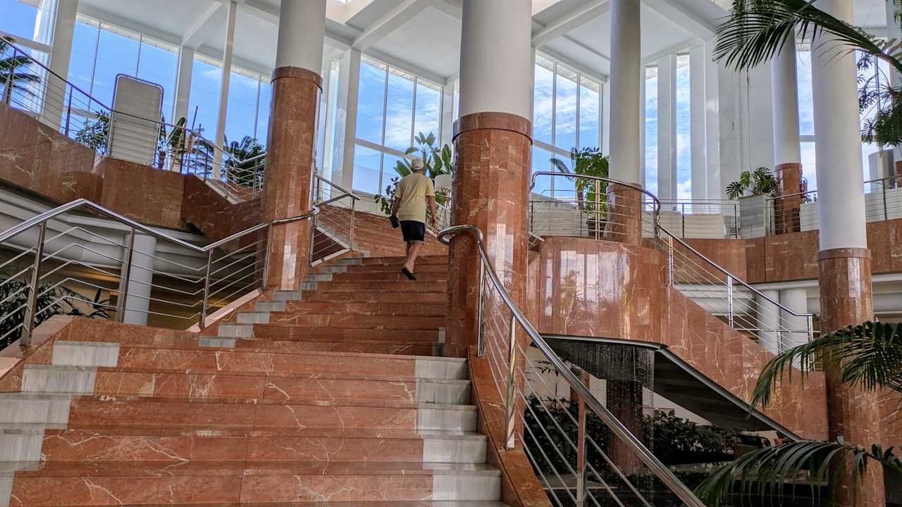 Lobby Landmar Playa La Arena