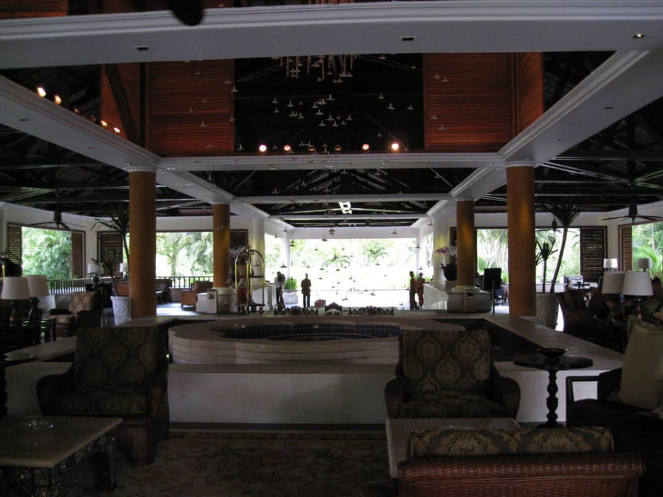 Lobby The Laguna A Luxury Collection Resort & Spa