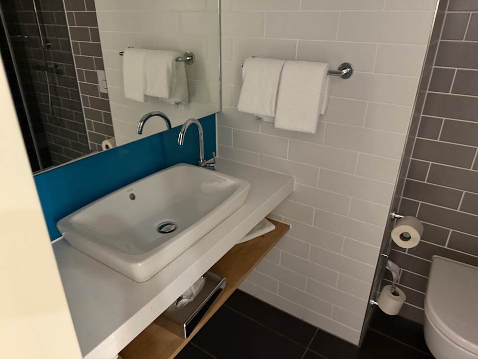 Zimmer Holiday Inn Express Düsseldorf - Hauptbahnhof by IHG