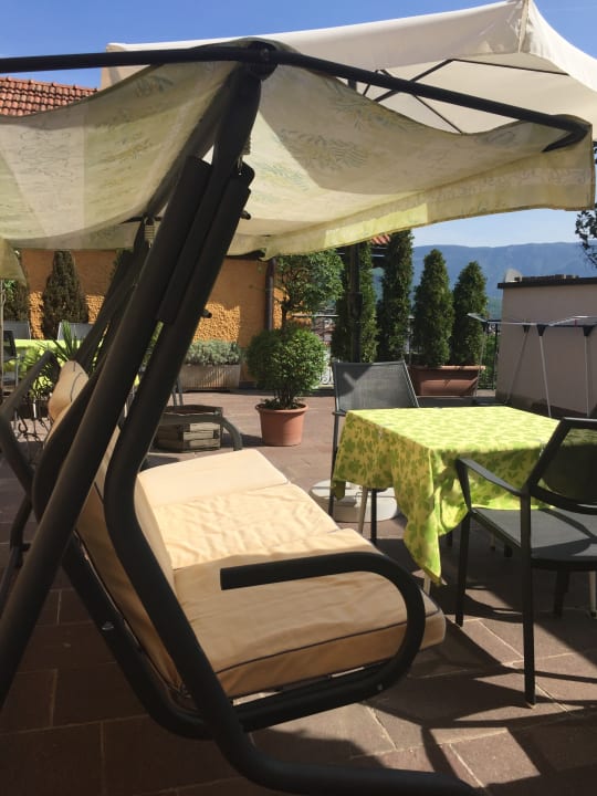 Außenansicht Residence Traminer Klause Ferienwohnungen