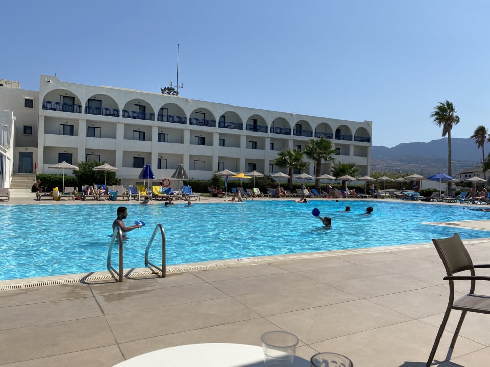 Pool Aeolos Beach Hotel
