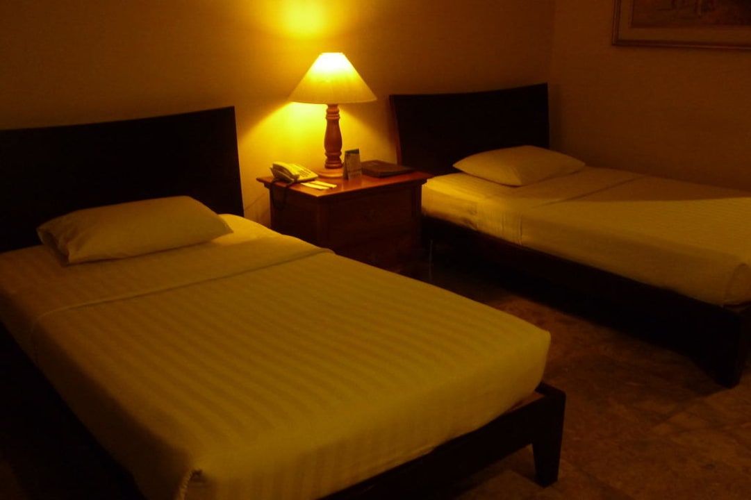 Bungalow Zimmer Puri Santrian