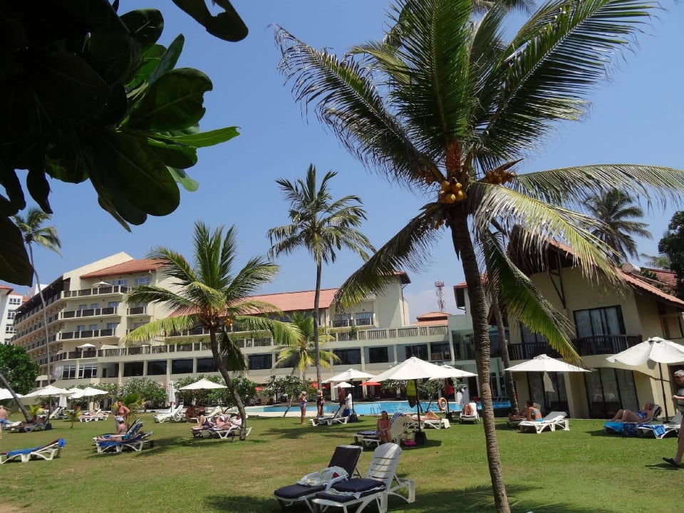 Liegewiese Turyaa Kalutara