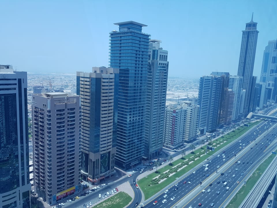 Ausblick Rose Rayhaan by Rotana