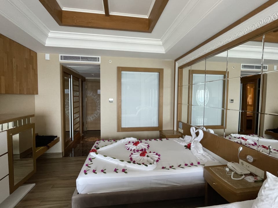Zimmer Granada Luxury Okurcalar