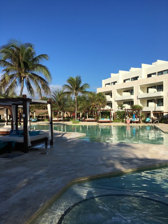 Pool Akumal Bay Beach & Wellness Resort