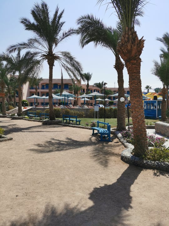 Außenansicht Hotel Le Pacha Beach Resort