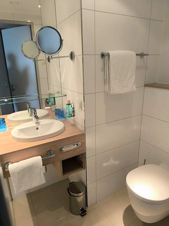 Zimmer Essential by Dorint Stuttgart-Airport