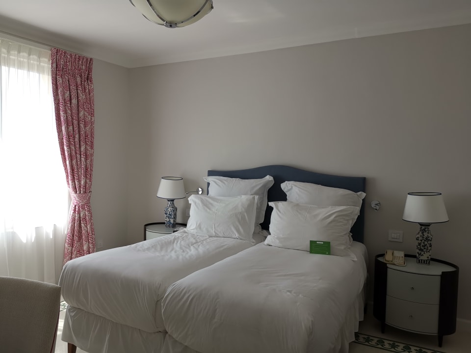 Zimmer The Phoenicia Malta