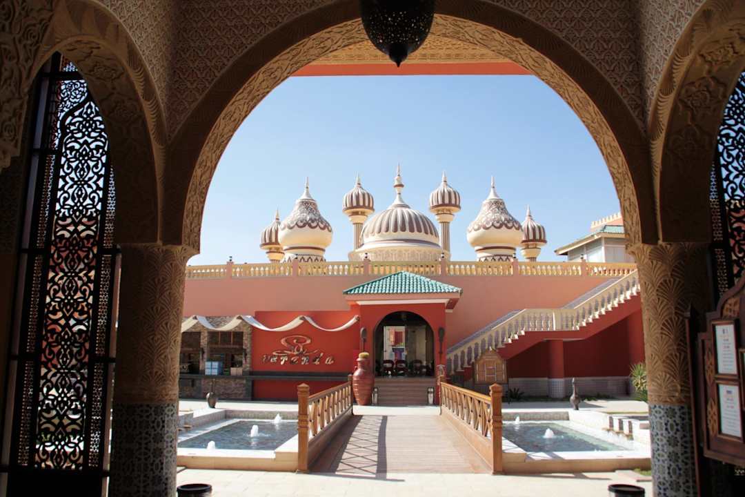 Durchgang zur Arena Pickalbatros Alf Leila Wa Leila Resort - Neverland Hurghada