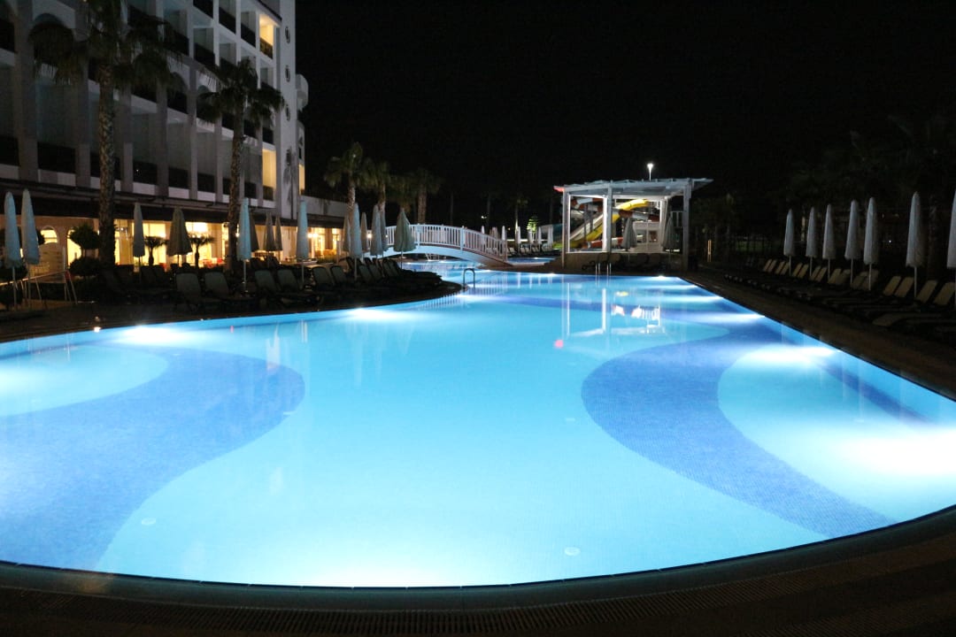 Pool LRS Port River Hotel & Spa