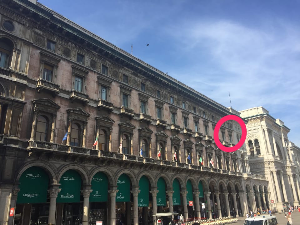 Außenansicht The Glamore Milano Duomo