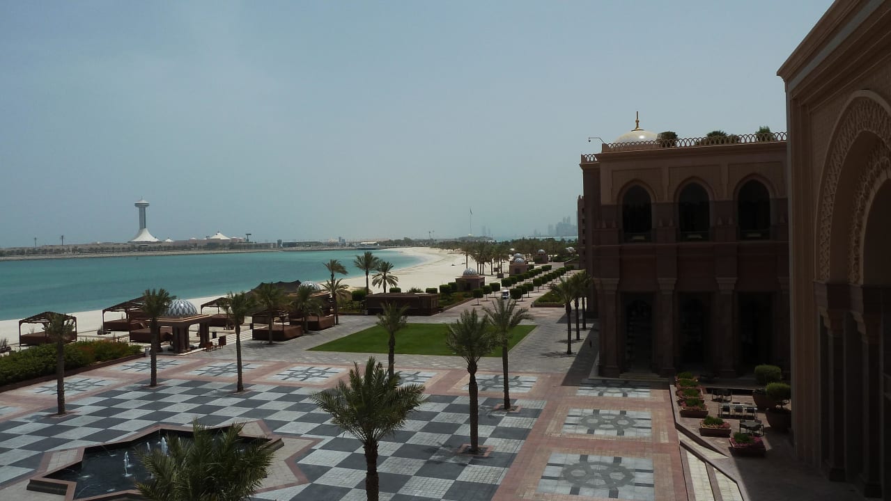 Aussicht auf den Strand Emirates Palace Mandarin Oriental