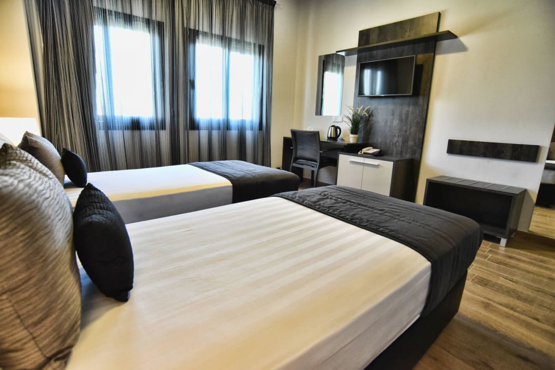 Deluxe double or twin room The Rise Hotel