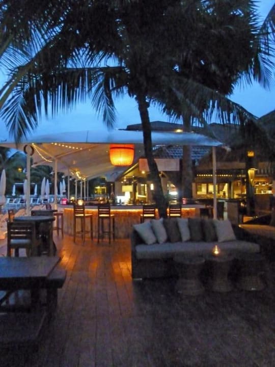Terrasse des Strandrestaurants Sunprime Kamala Beach