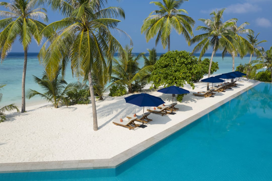 Pool Emerald Faarufushi Resort & Spa