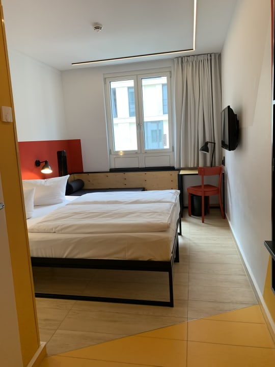 Zimmer MEININGER Hotel Leipzig Hauptbahnhof