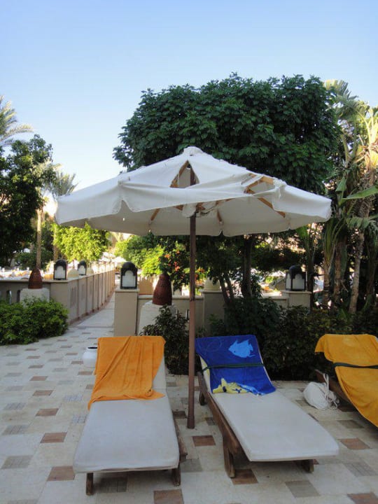 Neue Sonnenschirme Makadi Palace