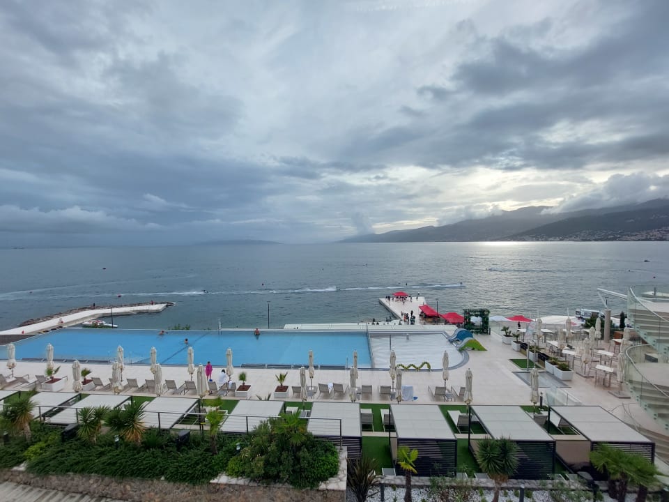 Ausblick Hilton Rijeka Costabella Beach Resort And Spa