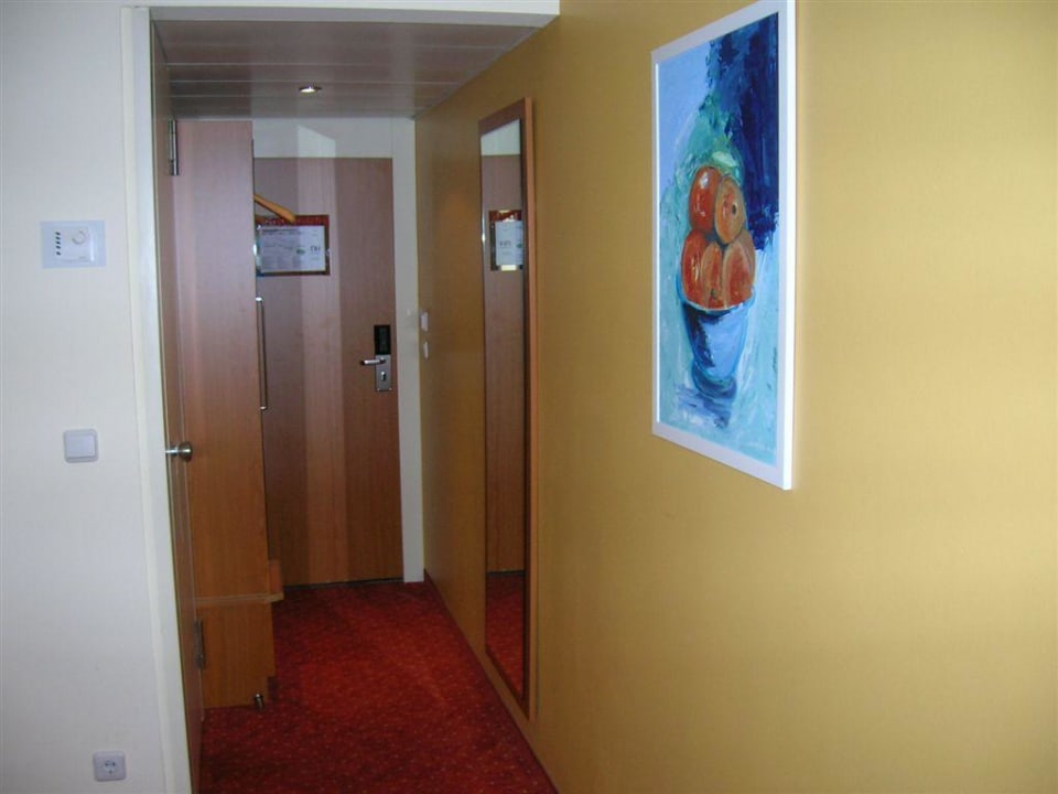 Schmaler Flur Hotel NH Erlangen