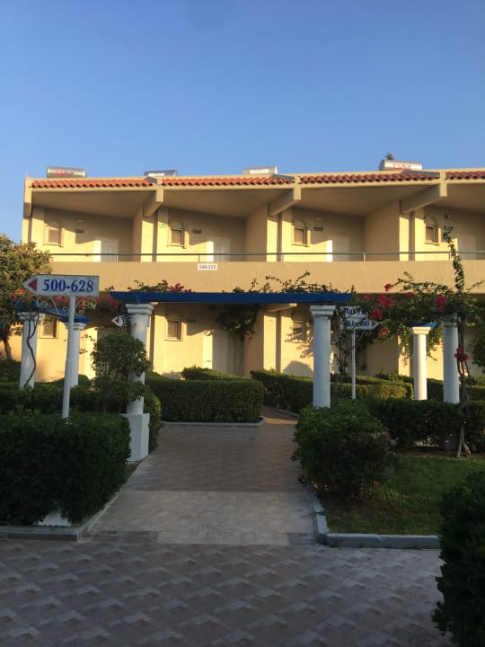 Außenansicht Hotel Filerimos Village