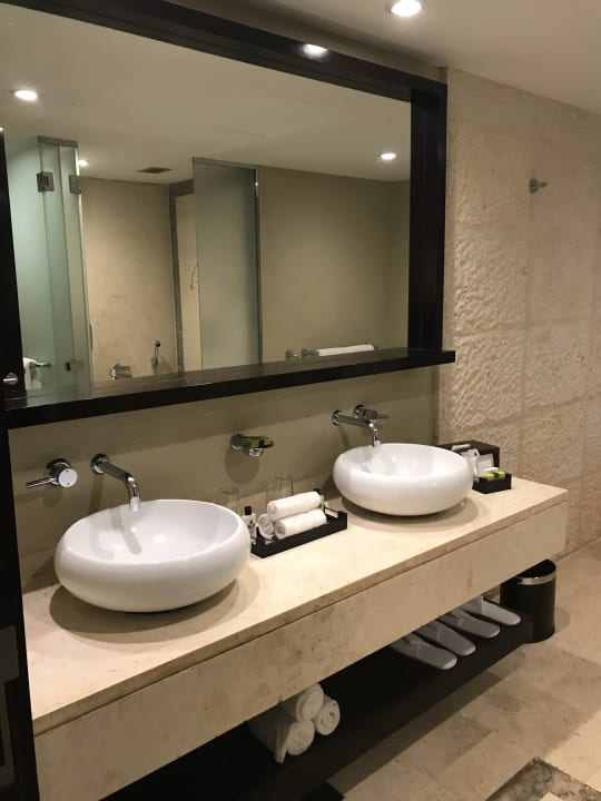 Badezimmer InterContinental Mauritius Resort Balaclava Fort