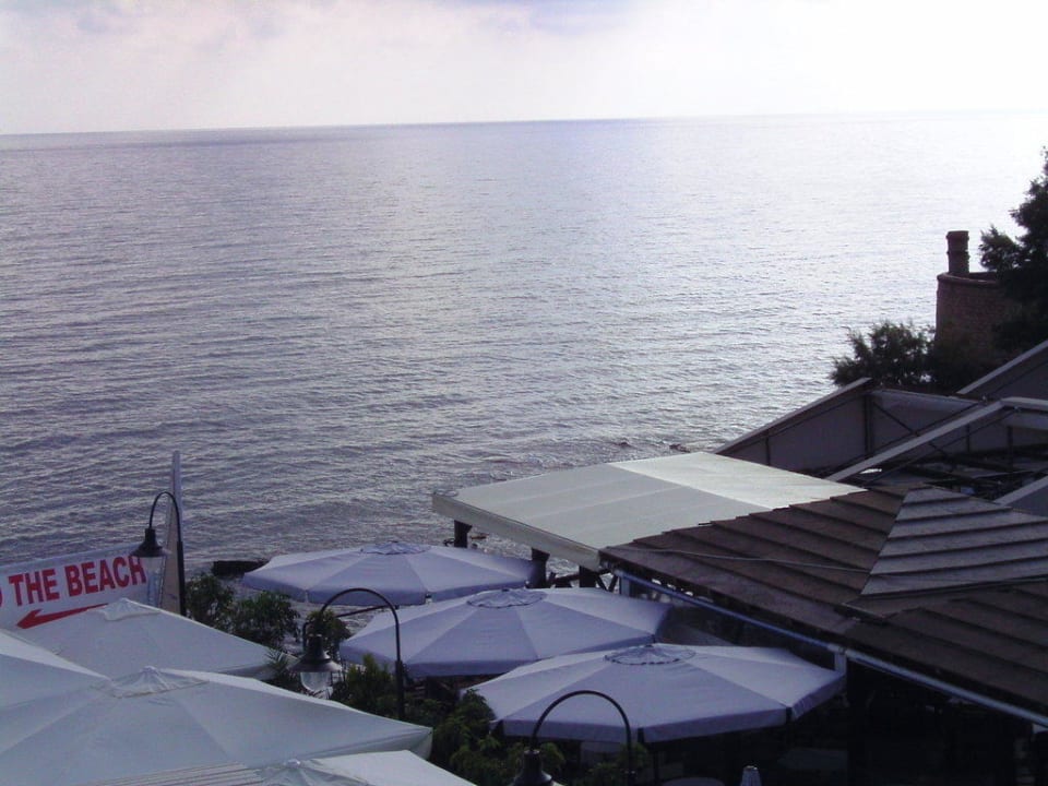 Seitlicher Meerblick Glaros Beach Hotel