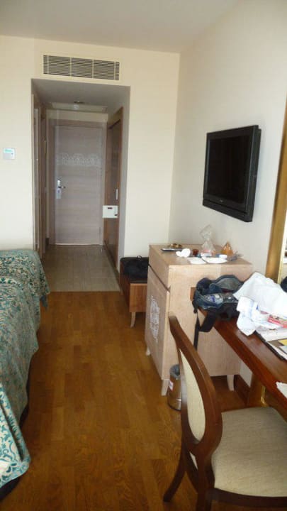 Zimmer & TV  Melas Lara Hotel