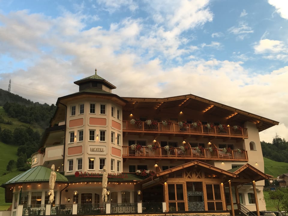 Außenansicht Hotel Maria Theresia