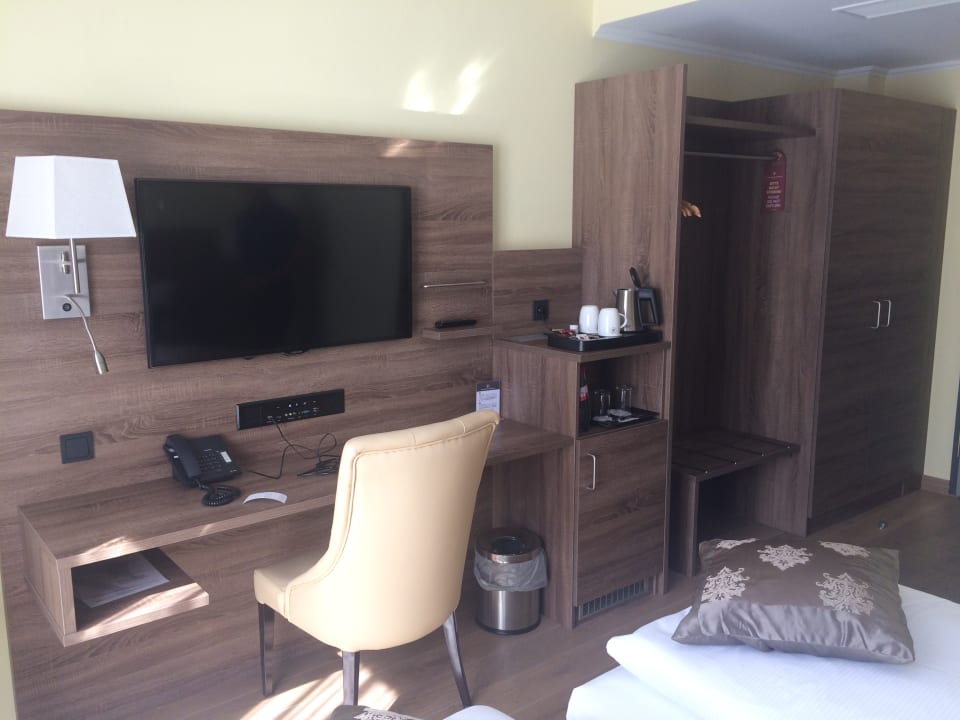 Zimmer Naam Hotel & Apartments