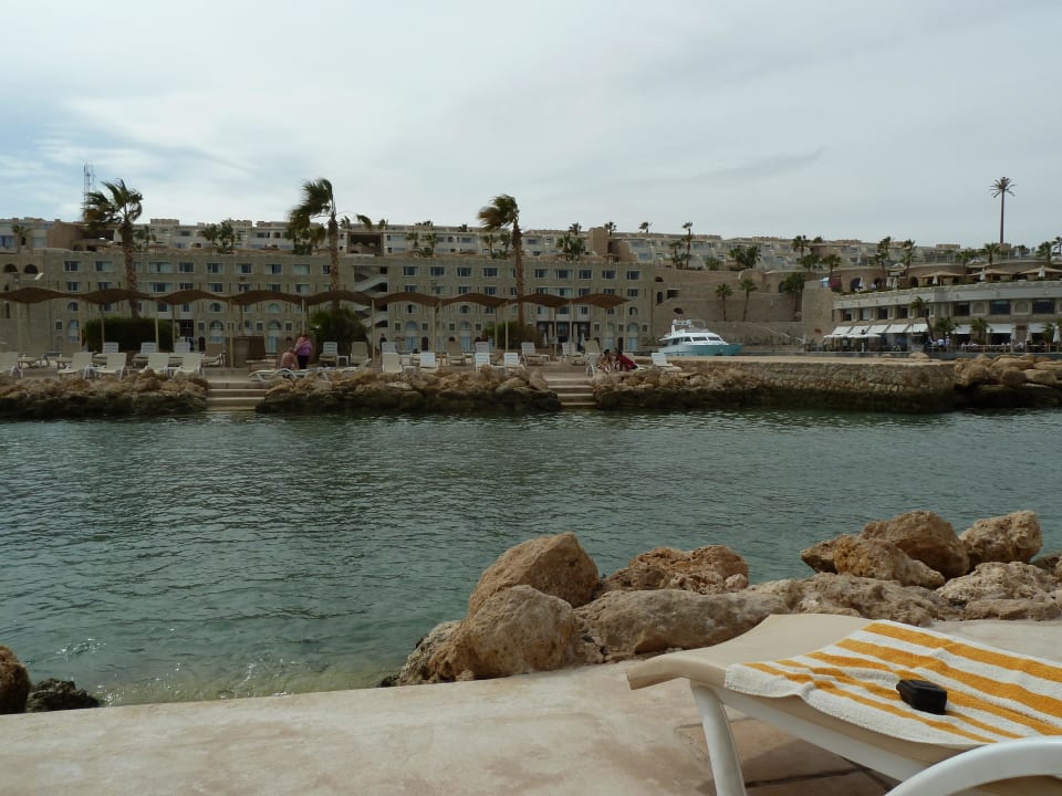 Rechte Lagune  Pickalbatros Citadel Resort